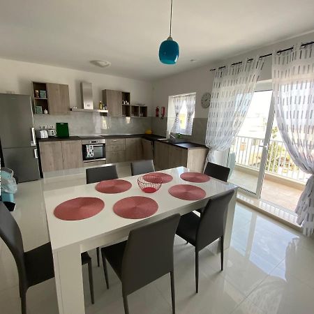 Sunshine Apartments Mellieha - Modern Three Bedroom Apartment - Apt No 1 Bagian luar foto
